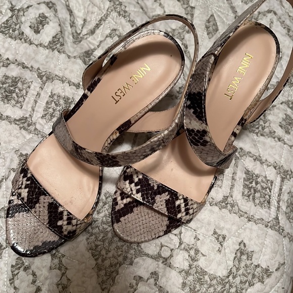Nine West snake print heels - Picture 4 of 5